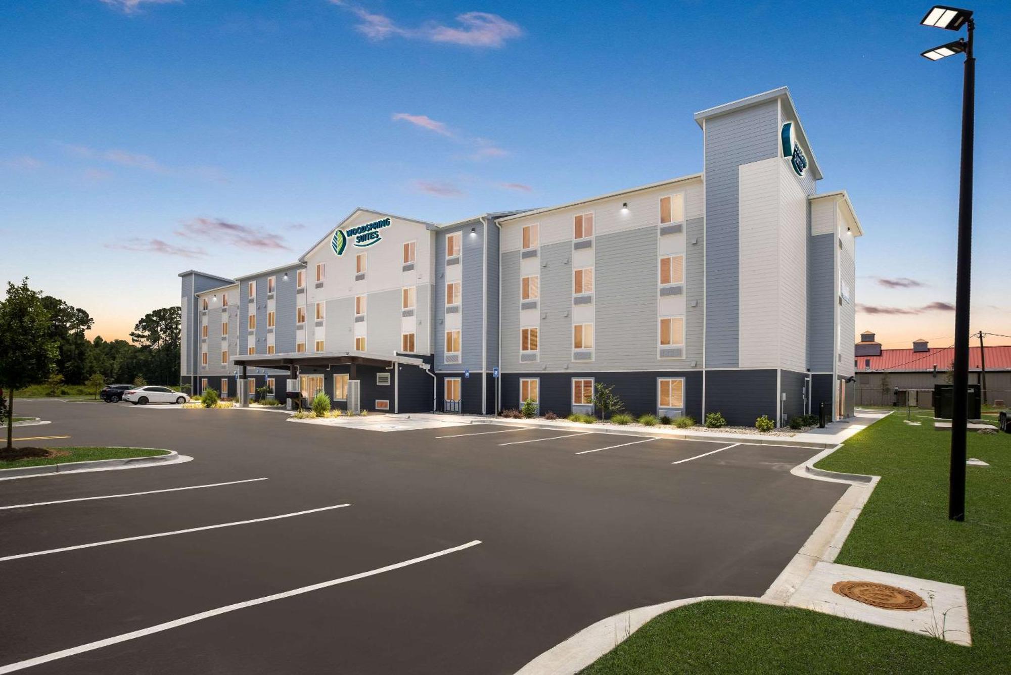 Woodspring Suites Savannah West Chatham Parkway ภายนอก รูปภาพ